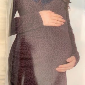 Maternity dress NWT